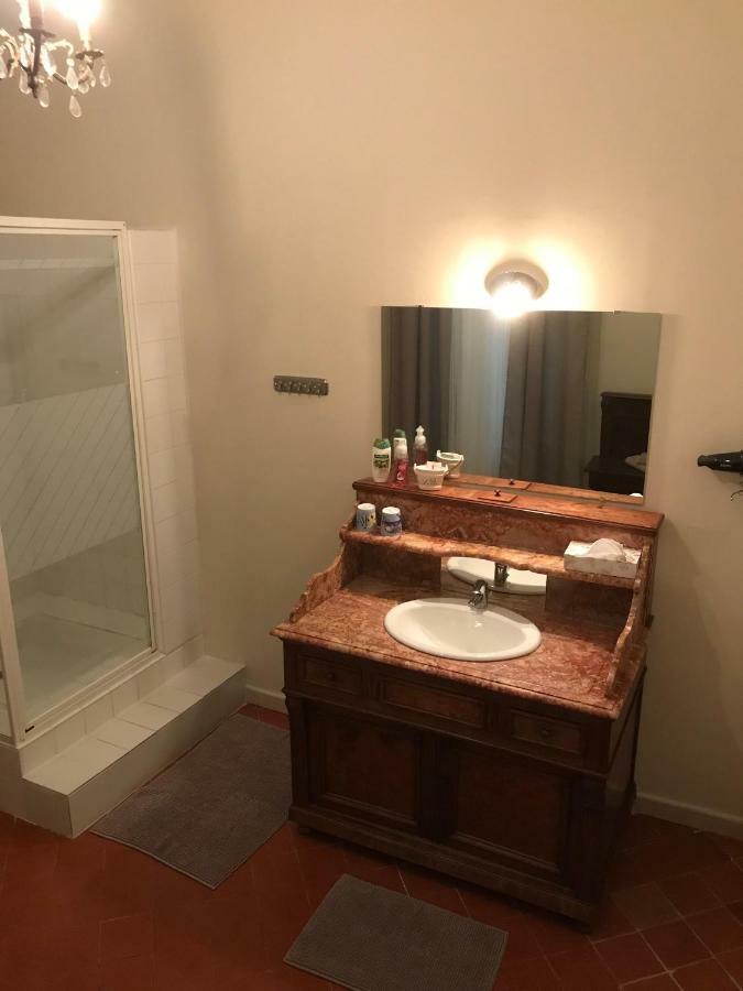Bed and breakfast La Maison Quarante Chambre photo
